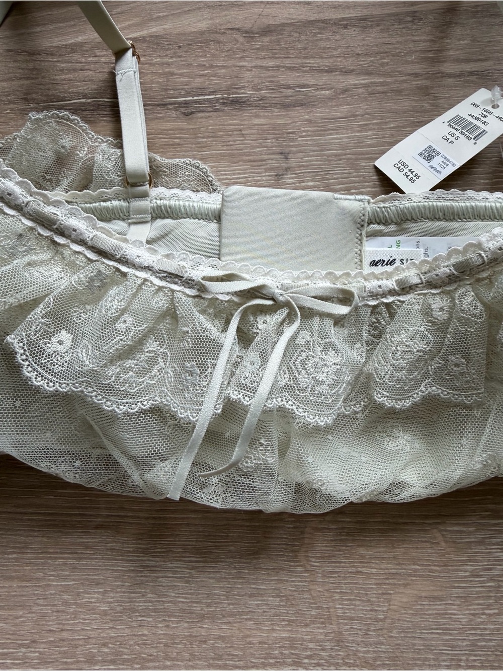 aerie Lace Ruffle Bralette in Sage Green Size Small NWT